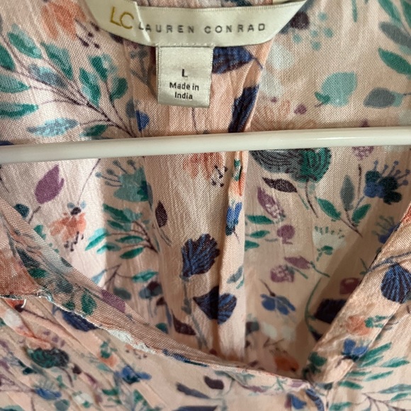 Lauren Conrad, size L. Loved, but lots of life still left - Picture 2 of 2